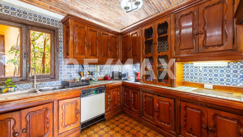 Casa En Venta En Lomas De Chapultepec