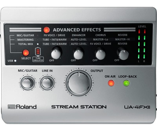 Interface De Audio/midi Roland Ua-4fx2 Usb Para Instrumentos Cor Prateado