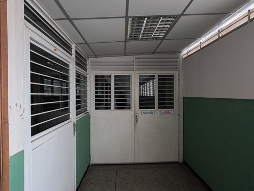 Imagen 13 de 30 de Local Comercial En Alquiler Zona Oeste Barquisimeto Fgr 0424/432.83.48 Cod 23-14770