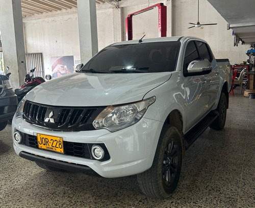 Mitsubishi L200 Doble Cabina Diesel