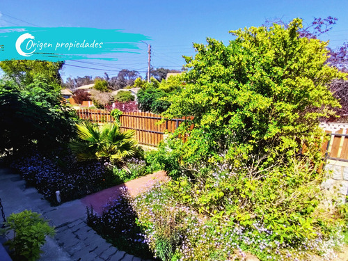 Casa A Cuadras Parque El Canelo, Barrio Turístico Algarrobo