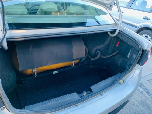 Fiat Grand Siena 1.6 Essence 2013