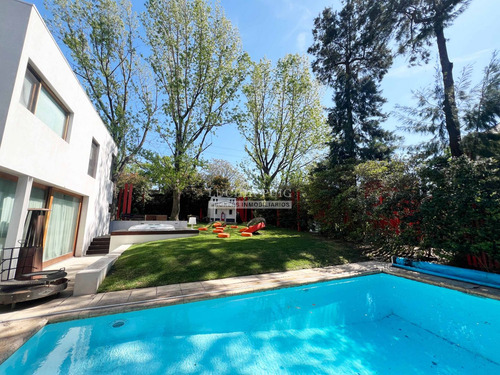 Casa En Alquiler 4 Dormitorios Piscina Y Jacuzzi - La Colina
