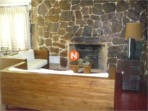 Casa En Venta Y Alquiler, Cantegril, Punta Del Este, 4 Dormitorios.- Ref: 207382