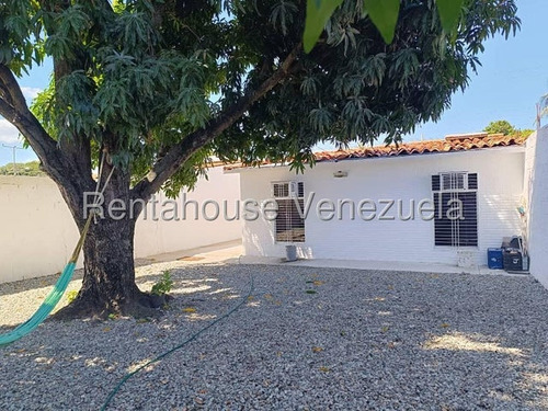 Casa En Venta Urb Residencias Palo Negro Maracay 25-13346 Apd