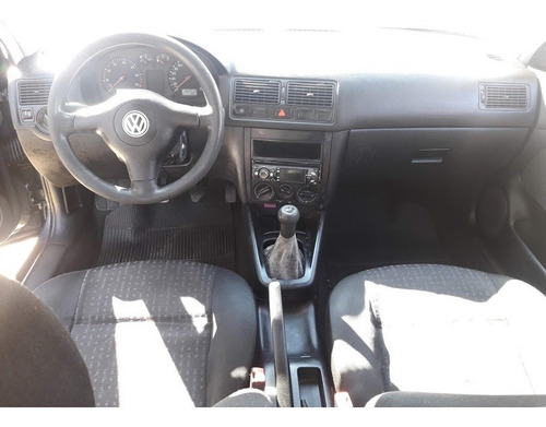 Wolkswagem Golf 1.6 Gasolina