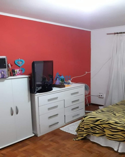 Imagem 10 de 30 de Sobrado Com 4 Dormitórios 1 Suíte Com Banheira Varanda Cozinha Com Armários 3 Banheiros Churrasqueira Coberta Com Árvores E 3 Vagas De Garagem Coberta - Ca00255 - 70018023
