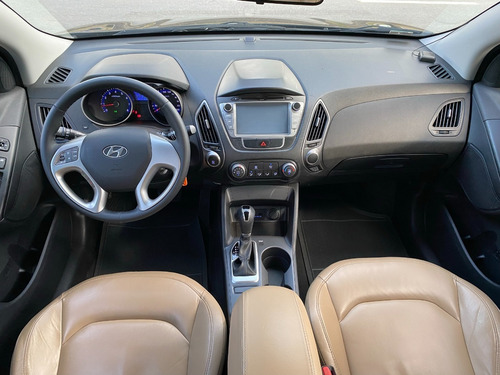 Imagem 7 de 10 de Hyundai Ix35