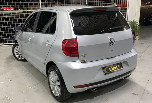 Volkswagen Fox 1.0 Mi Total Flex 8V 5p