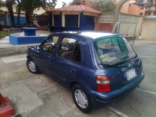 Nissan March 1994 Equipada