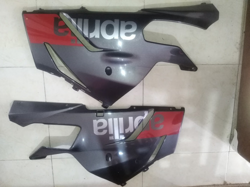 Panel De Carenado Izquierdo Y Derecho Aprilia Rsv1000r 2006