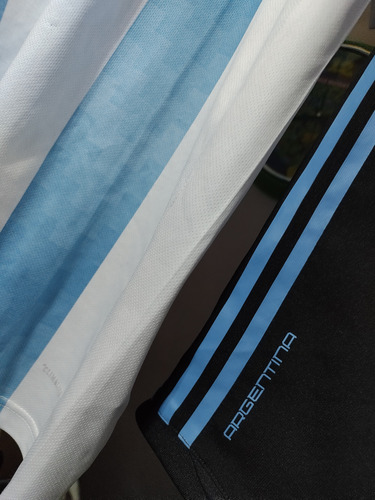 Bermuda 3/4 Afa 2010 Selección Argentina Adidas Messi Marado (Usado)