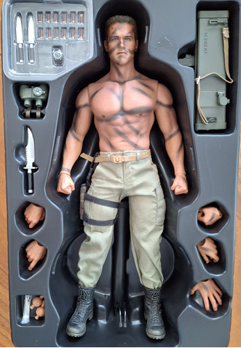 Commando John Matrix Hot Toys 1/6 Seminuevo Mms276 Arnold