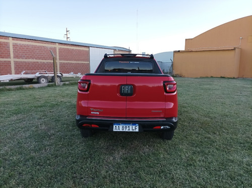 Imagen 4 de 13 de Fiat Toro 2.0 Tdi Freedom 4x4 Pack Extreme