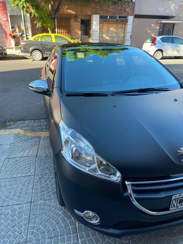 Peugeot 208 1.6 Allure Touchscreen 2014