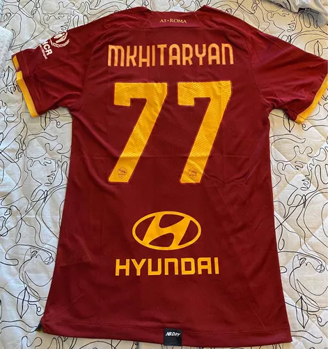 Mkhitaryan veste camisa 77 da Roma 