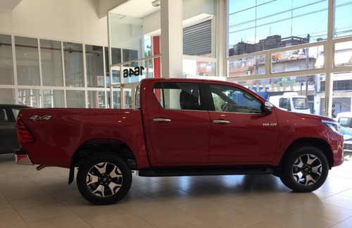 Toyota Hilux 2.8 Cd Srx 177cv 4x4 At Mr