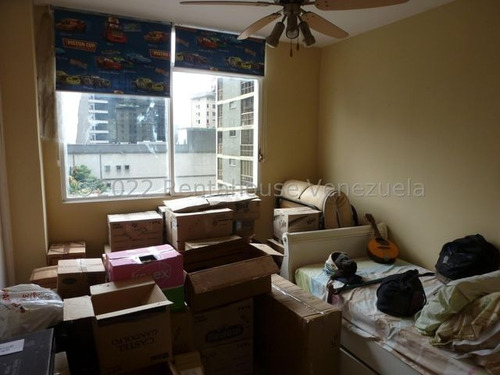 Imagen 2 de 23 de Tibizay Diaz Vende Apartamento En Los Palos Grandes Mls #22-26552