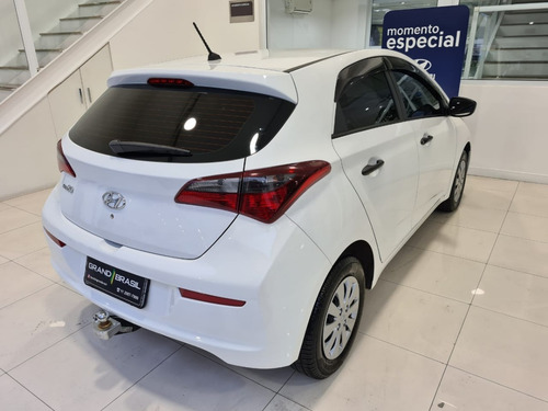 Imagem 3 de 9 de Hyundai