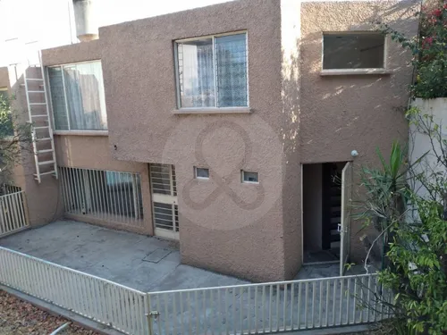 Casa En Venta En Lomas De San Mateo