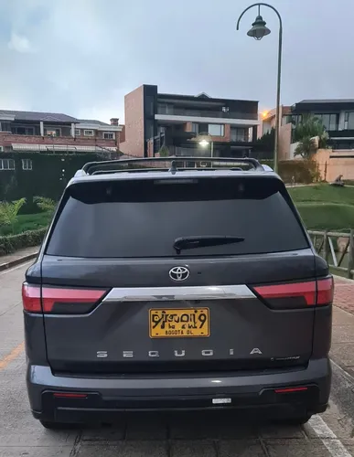 Toyota Sequoia 1794 Blindada