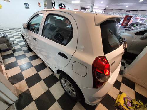 Toyota Etios 1.5 X 6mt My19