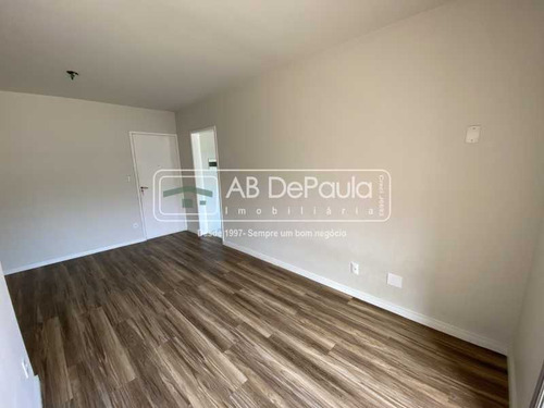 Imagem 4 de 15 de Praça Seca - Rua Florianópolis - Apartamento 3 Dormitórios (1 Suíte). - Abap30117