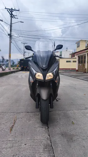 Kymco Xtown 300 - Maxiscooter