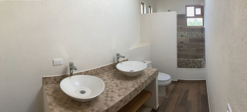 Imagen 9 de 14 de Casa En Renta En Las Joyas, Valle De Bravo