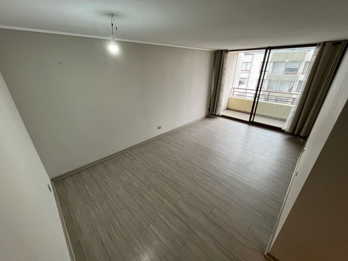 Amplio Arriendo Macul 2 Dormitorios + 2 Baños + 1e
