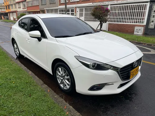 Mazda 3 2.0 Touring