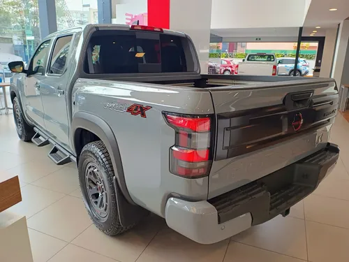 Nissan Frontier 3.8 V6 Pro-4X 4Wd At