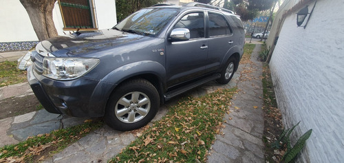 Toyota Hilux SW4 3.0 I Srv At C/cuero 4x4 (2009)