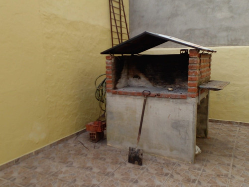Imagen 3 de 10 de Departamento Con Gas Natural