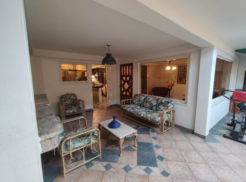 Imagen 11 de 13 de Casa En Venta En La Mantuana 22-14654 Irrr