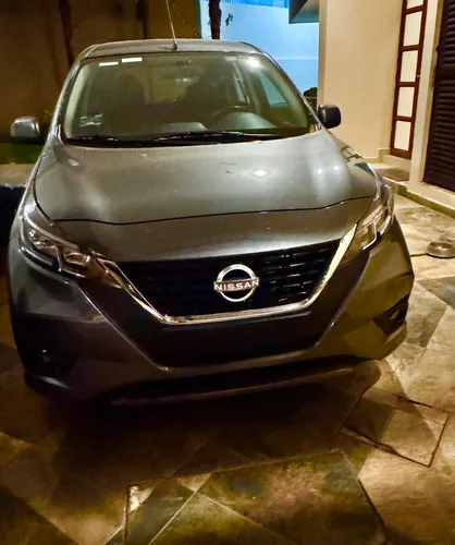 Nissan March 1.6 Exclusivo At