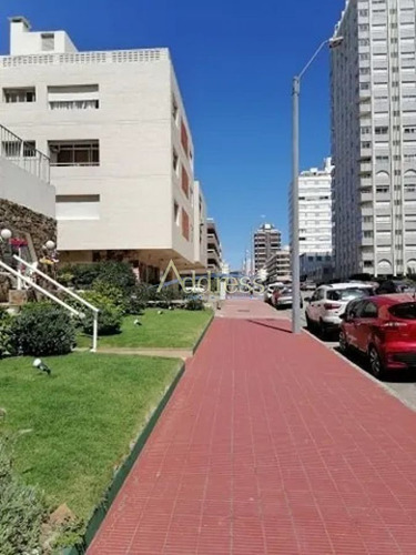 Imagen 4 de 9 de Departamento En Ubicación Ideal En La Península