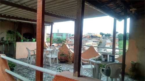 Imagem 10 de 17 de Sobrado De Três Dormitórios Em Carapicuíba - Reo365867