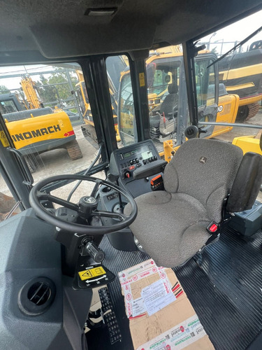 Retroexcavadora John Deere 310 L