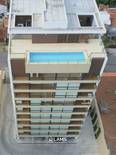 Semi-piso 4 Ambientes Con Vistas Al Mar, Cochera Doble Y Baulera - Playa Grande - Venta