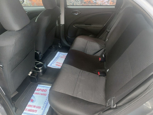 Toyota Etios Hb X 2014/2015 1.3 - Completo
