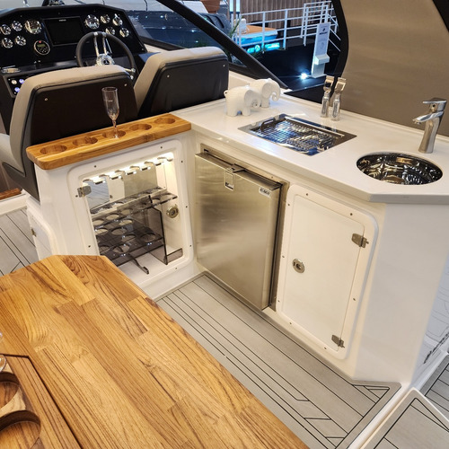 Triton Flyer 34 T-top || Zero ||