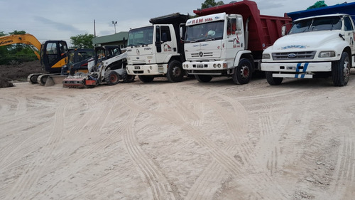 Alquiler Minicargadora Minipala Bobcat Movimiento De Suelo