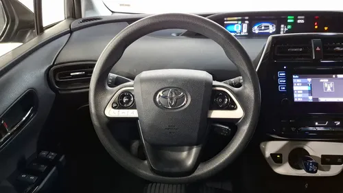 Toyota Prius 1.8 HYBRID BASE