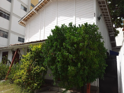 Imagem 2 de 30 de Casa Comercial Com Area Construida De 250,00 M2 No Bairro Rio Vermelho. - Sfl642 - 69548399
