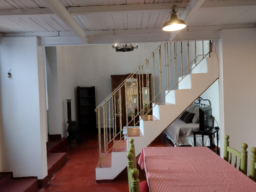 Departamento En San Telmo - Encantador Ph Antiguo Con Patio Colonial - Alquiler Temporario - 3 Ambientes