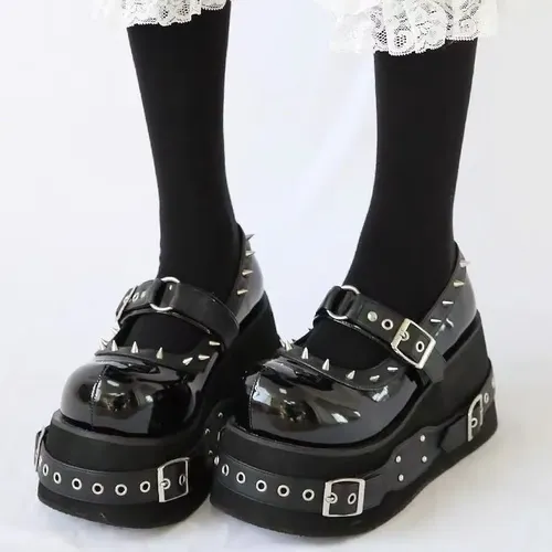 Sapatos Plataforma Mary Jane Feminino Góticos Punk Tachuelas
