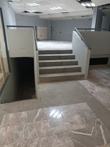 Invierte En Exito, Local Comercial En Plaza Imagen, Jardines De La Montaña