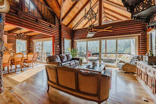 Casa Condominio, Con Gran Entorno En La Naturaleza