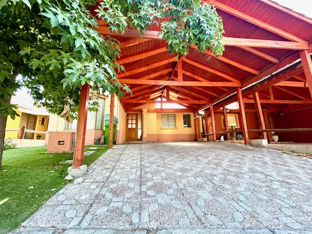 Imagen 1 de 23 de Venta Casa 4h, 3b Los Portones - Las Vizcachas - P. Alto